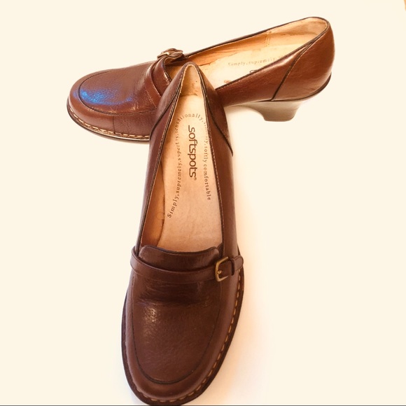 Brand new Softspots Brown Leather Loafer Heels. - Picture 2 of 8